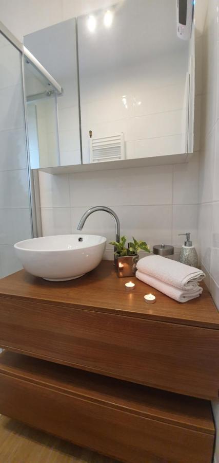 Apartments Sunny Estate Затон Экстерьер фото