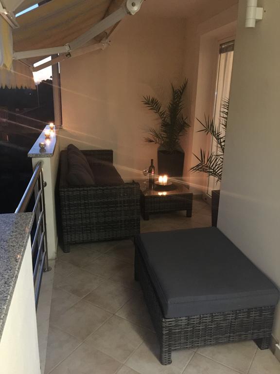 Apartments Sunny Estate Затон Экстерьер фото